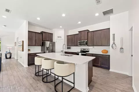 Kitchen - 66132 Edgewater Dr, Yulee, FL 32097 photo 3 of 4