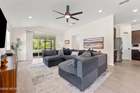 Other - 66132 Edgewater Dr, Yulee, FL 32097 photo 3 of 5