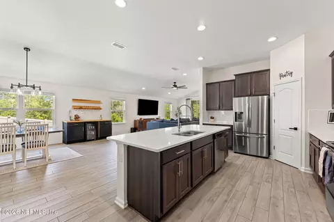 Kitchen - 66132 Edgewater Dr, Yulee, FL 32097 photo 4 of 4