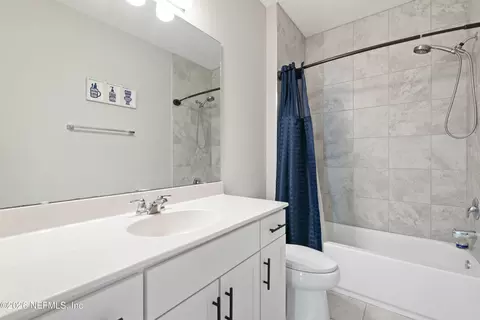 Bath - 198 Holly Forest Dr, Saint Augustine, FL 32092 photo 5 of 6
