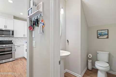 Entry Way - 198 Holly Forest Dr, Saint Augustine, FL 32092 photo 3 of 5