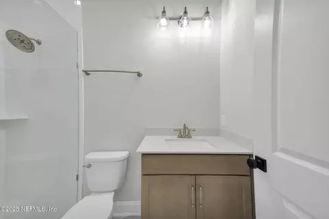 Bath - 134 Blue River Dr, Saint Augustine, FL 32092 photo 5 of 5