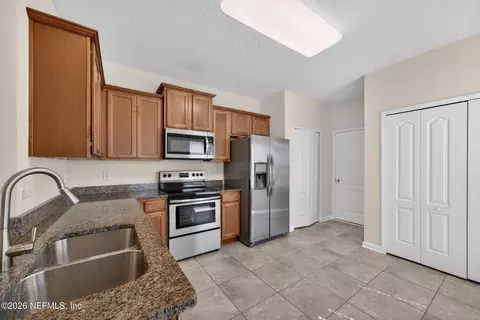 Kitchen - 461 Servia Dr, Saint Johns, FL 32259 photo 1 of 2