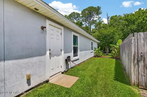 Exterior - 504 Knolle Ct, Saint Augustine, FL 32092 photo 5 of 11