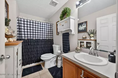 Bath - 504 Knolle Ct, Saint Augustine, FL 32092 photo 1 of 5