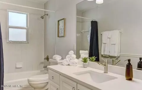 Bath - 3820 Myrtle St, Saint Augustine, FL 32084 photo 2 of 2