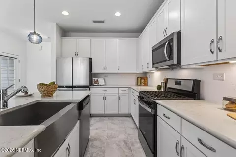 Kitchen - 260 Pine Bluff Dr, Saint Augustine, FL 32092 photo 5 of 5