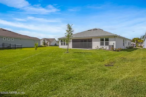 Exterior - 613 Witty Banter Ct, Yulee, FL 32097 photo 6 of 10
