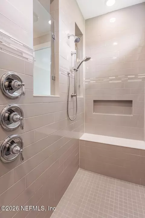 Bath - 613 Witty Banter Ct, Yulee, FL 32097 photo 2 of 4