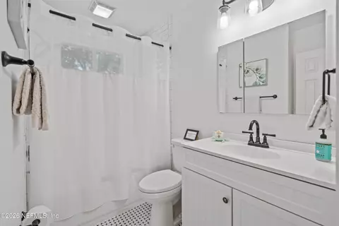 Bath - 108 E St #A B, Saint Augustine Beach, FL 32080 photo 1 of 3