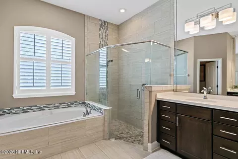 Bath - 841 Ifield Rd, Saint Augustine, FL 32095 photo 2 of 6