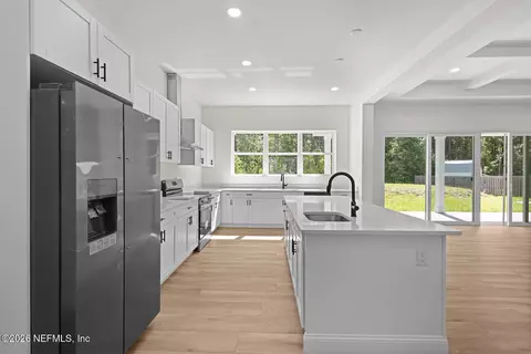 Kitchen - 75782 Edwards Rd, Yulee, FL 32097 photo 5 of 5