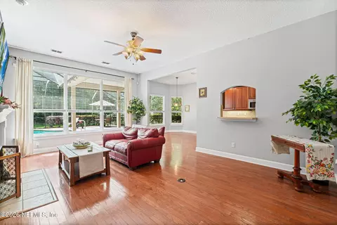 Living - 212 Twining Trce, Saint Johns, FL 32259 photo 2 of 3