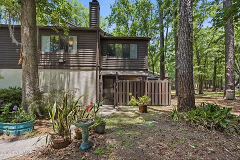 10439 Bigtree Cir W, Jacksonville, FL 32257