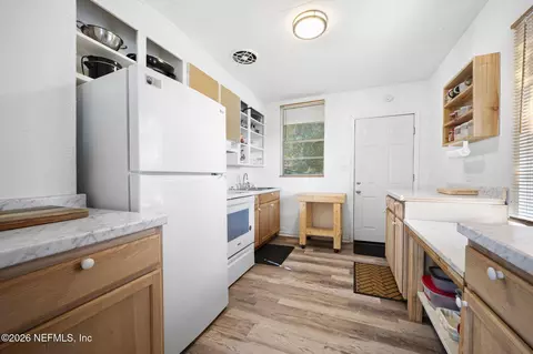 Kitchen - 1405 Melson Ave, Jacksonville, FL 32254 photo 1 of 2