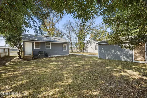 Exterior - 1405 Melson Ave, Jacksonville, FL 32254 photo 2 of 4
