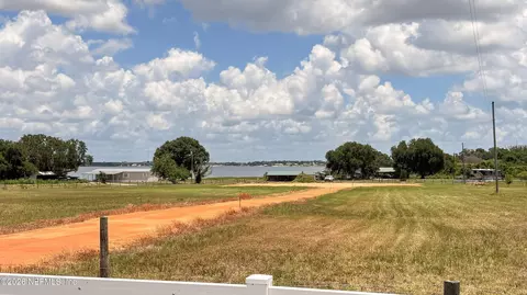 1360 Fort Meade Rd, Frostproof, FL 33843