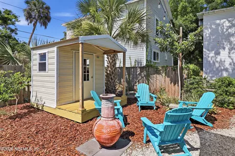 Exterior - 94 Park Pl, Saint Augustine, FL 32084 photo 8 of 13