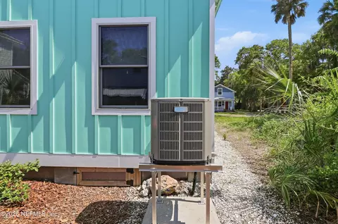 Exterior - 94 Park Pl, Saint Augustine, FL 32084 photo 11 of 13