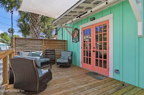 Exterior - 94 Park Pl, Saint Augustine, FL 32084 photo 4 of 13
