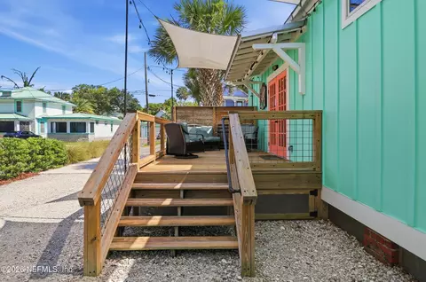 Exterior - 94 Park Pl, Saint Augustine, FL 32084 photo 5 of 13