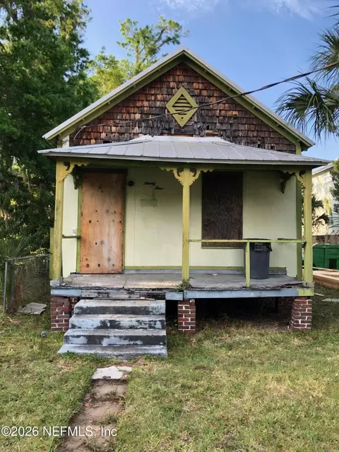 Exterior - 94 Park Pl, Saint Augustine, FL 32084 photo 12 of 13