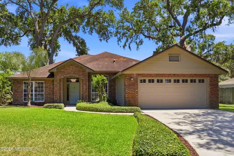 1212 Rip Tide Blvd, Jacksonville Beach, FL 32250