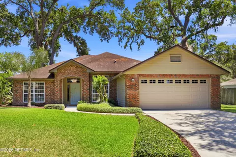 1212 Rip Tide Blvd, Jacksonville Beach, FL 32250