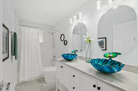 Bath - 132 Summerhill Cir, Saint Augustine, FL 32086 photo 6 of 6