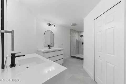Bath - 749 Mandarin Ter, Saint Augustine, FL 32092 photo 2 of 6