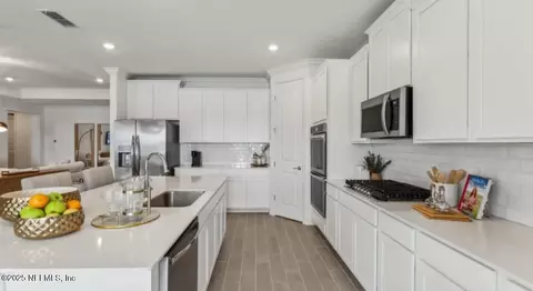 Kitchen - 164 Suttons Bay Cswy, Saint Augustine, FL 32092 photo 1 of 1