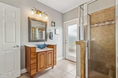Bath - 96266 Dowling Dr, Yulee, FL 32097 photo 8 of 13