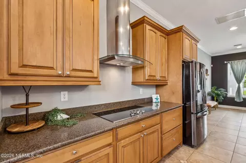 Kitchen - 96266 Dowling Dr, Yulee, FL 32097 photo 4 of 7
