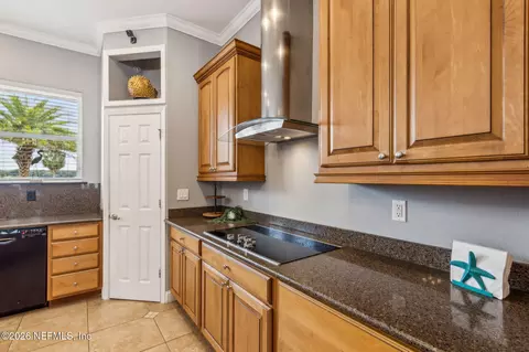 Kitchen - 96266 Dowling Dr, Yulee, FL 32097 photo 3 of 7