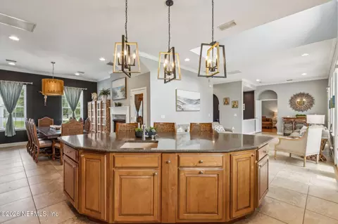 Kitchen - 96266 Dowling Dr, Yulee, FL 32097 photo 5 of 7