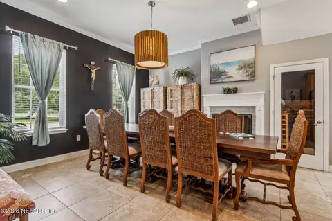 Dining - 96266 Dowling Dr, Yulee, FL 32097 photo 2 of 3
