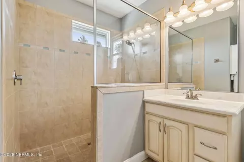 Bath - 96266 Dowling Dr, Yulee, FL 32097 photo 10 of 13