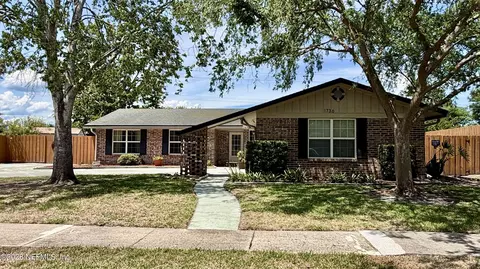 1736 Papaya Dr N, Orange Park, FL 32073