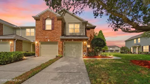 6990 Roundleaf Dr, Jacksonville, FL 32258