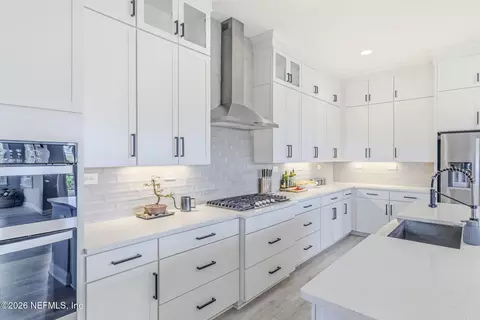 Kitchen - 45 Rum Runner Way, Saint Johns, FL 32259 photo 3 of 10