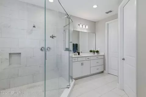 Bath - 45 Rum Runner Way, Saint Johns, FL 32259 photo 3 of 4