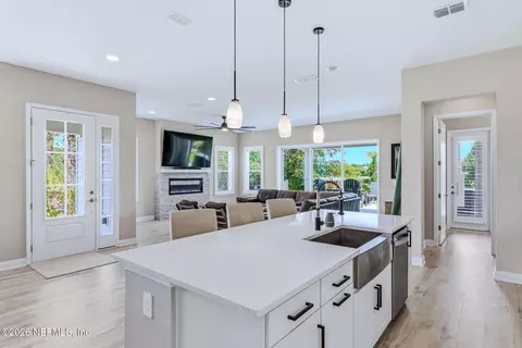 Kitchen - 45 Rum Runner Way, Saint Johns, FL 32259 photo 6 of 10