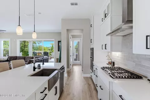 Kitchen - 45 Rum Runner Way, Saint Johns, FL 32259 photo 8 of 10