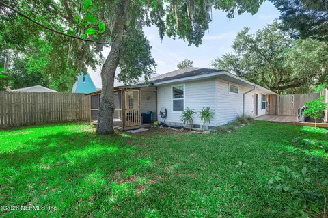 Exterior - 493 Pyrus St, Saint Augustine, FL 32080 photo 5 of 10
