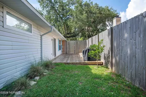Exterior - 493 Pyrus St, Saint Augustine, FL 32080 photo 6 of 10