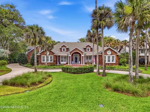 1738 Selva Marina Dr, Atlantic Beach, FL 32233