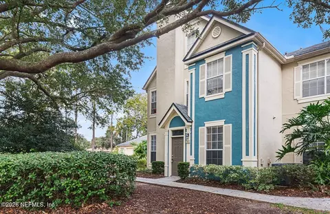 13703 Richmond Park Dr N #3303, Jacksonville, FL 32224