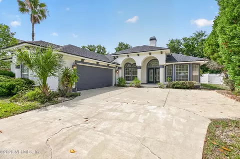 10133 Delpoint Ln, Jacksonville, FL 32246