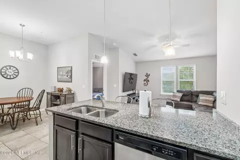 Kitchen - 2113 Golden Lake Loop, Saint Augustine, FL 32084 photo 7 of 9