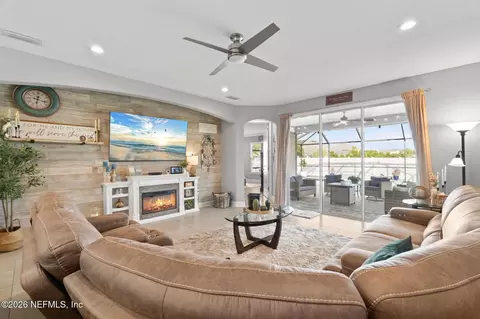 Living - 18 Tarbert Ln, Saint Augustine, FL 32092 photo 1 of 2